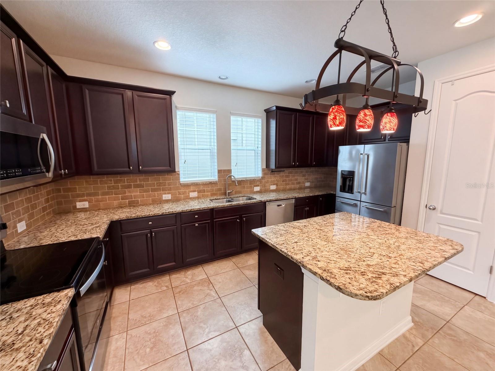 8231 LAUREATE BOULEVARD, Orlando, FL 32827