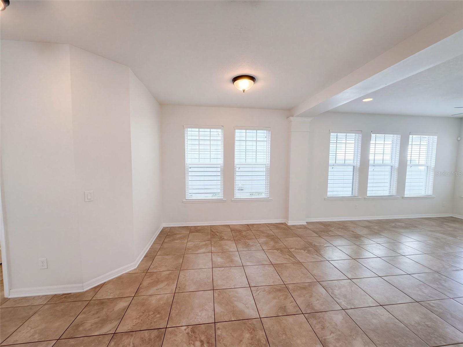 8231 LAUREATE BOULEVARD, Orlando, FL 32827
