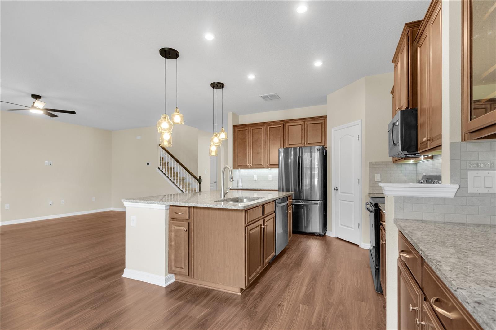 17104 GOLDCREST LOOP, Clermont, FL 34714