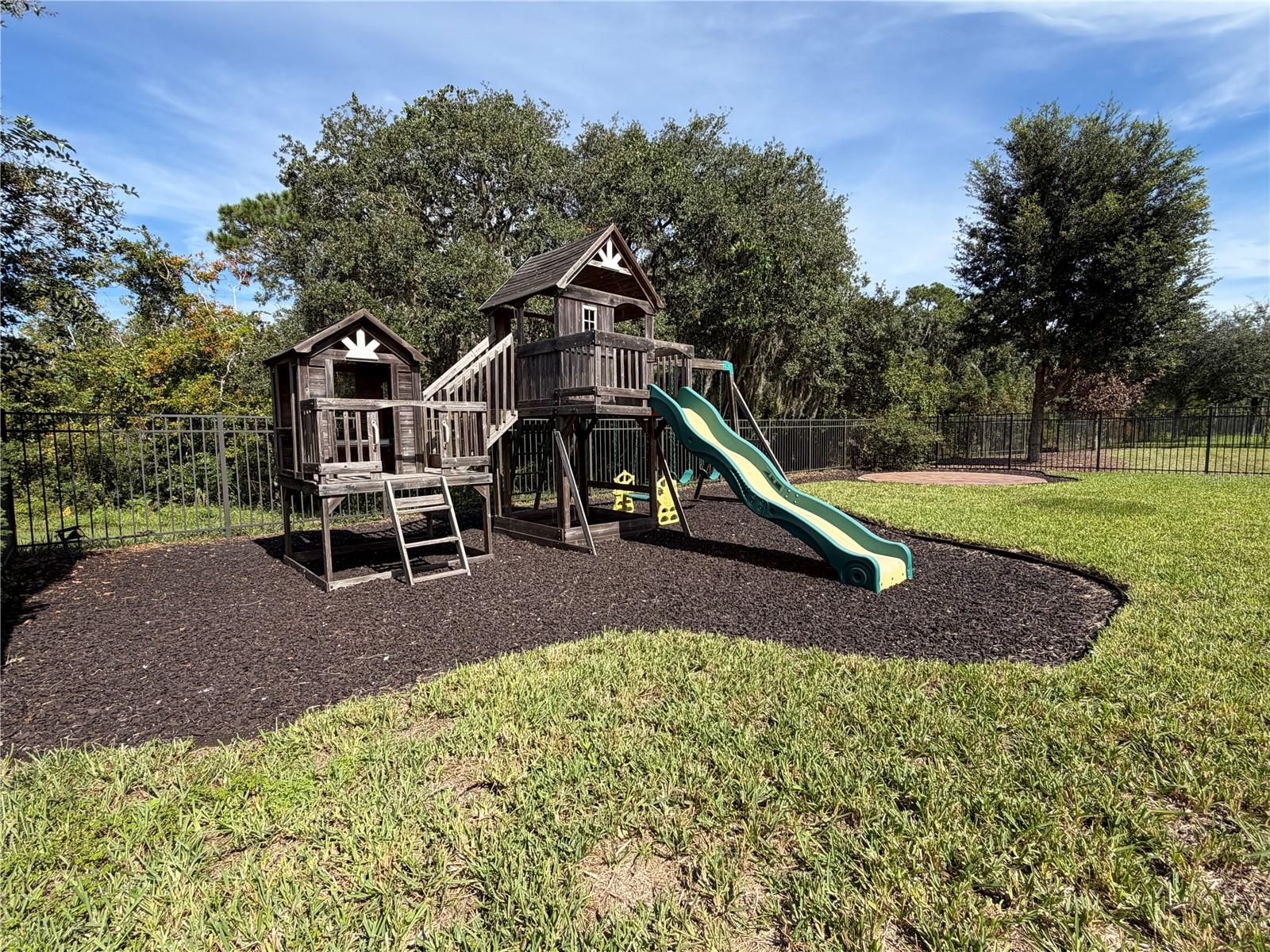 17104 GOLDCREST LOOP, Clermont, FL 34714