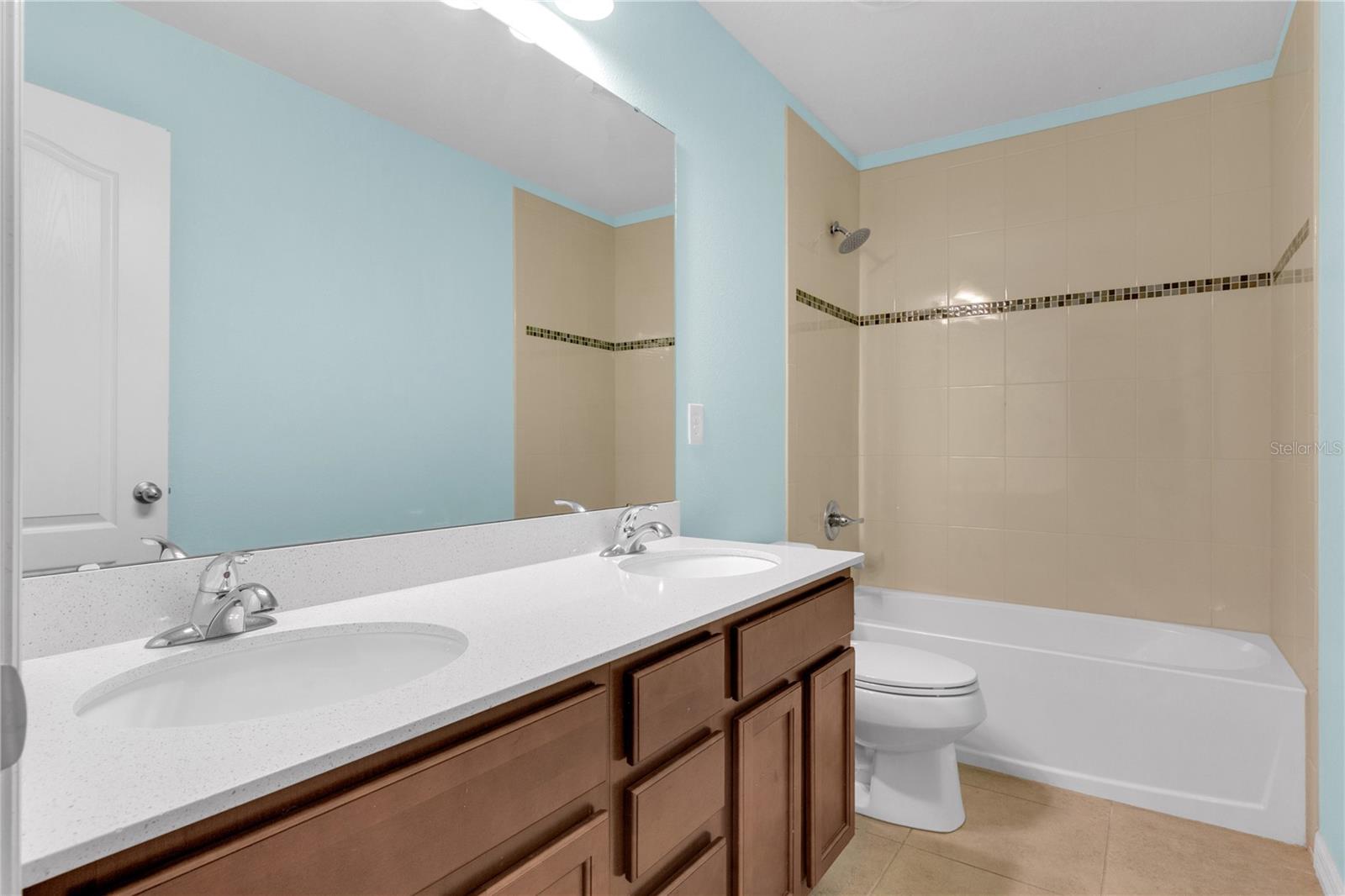 17104 GOLDCREST LOOP, Clermont, FL 34714