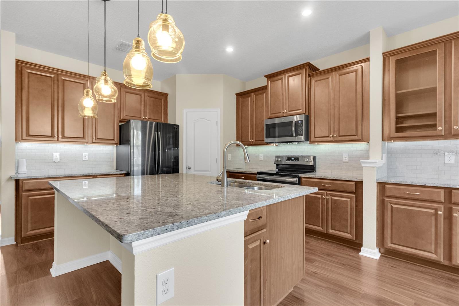 17104 GOLDCREST LOOP, Clermont, FL 34714