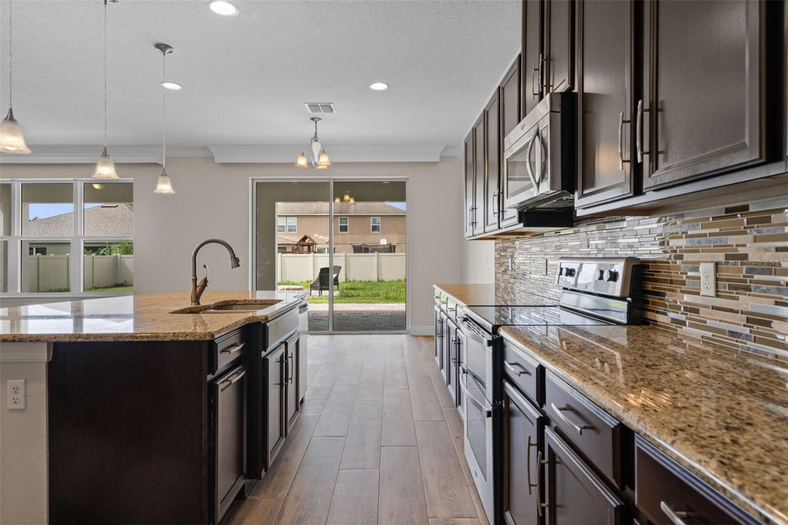 3611 MT VERNON WAY, Kissimmee, FL 34741