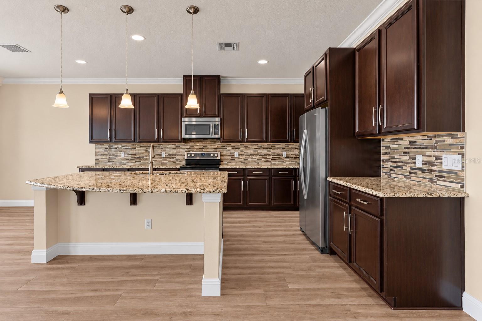 3611 MT VERNON WAY, Kissimmee, FL 34741