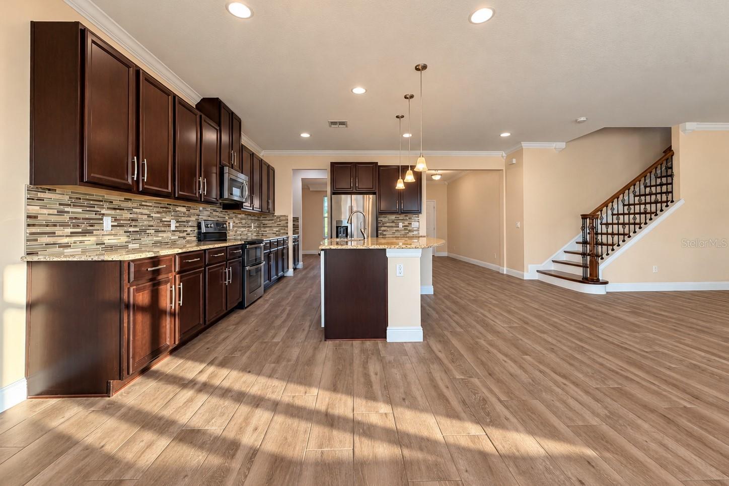 3611 MT VERNON WAY, Kissimmee, FL 34741