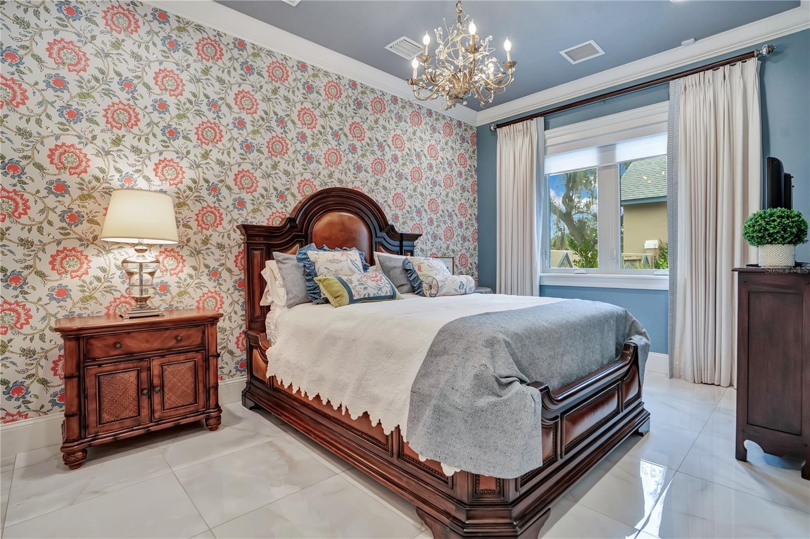 8804 BAY HILL BOULEVARD, Orlando, FL 32819