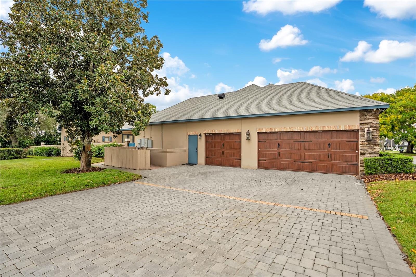 8804 BAY HILL BOULEVARD, Orlando, FL 32819
