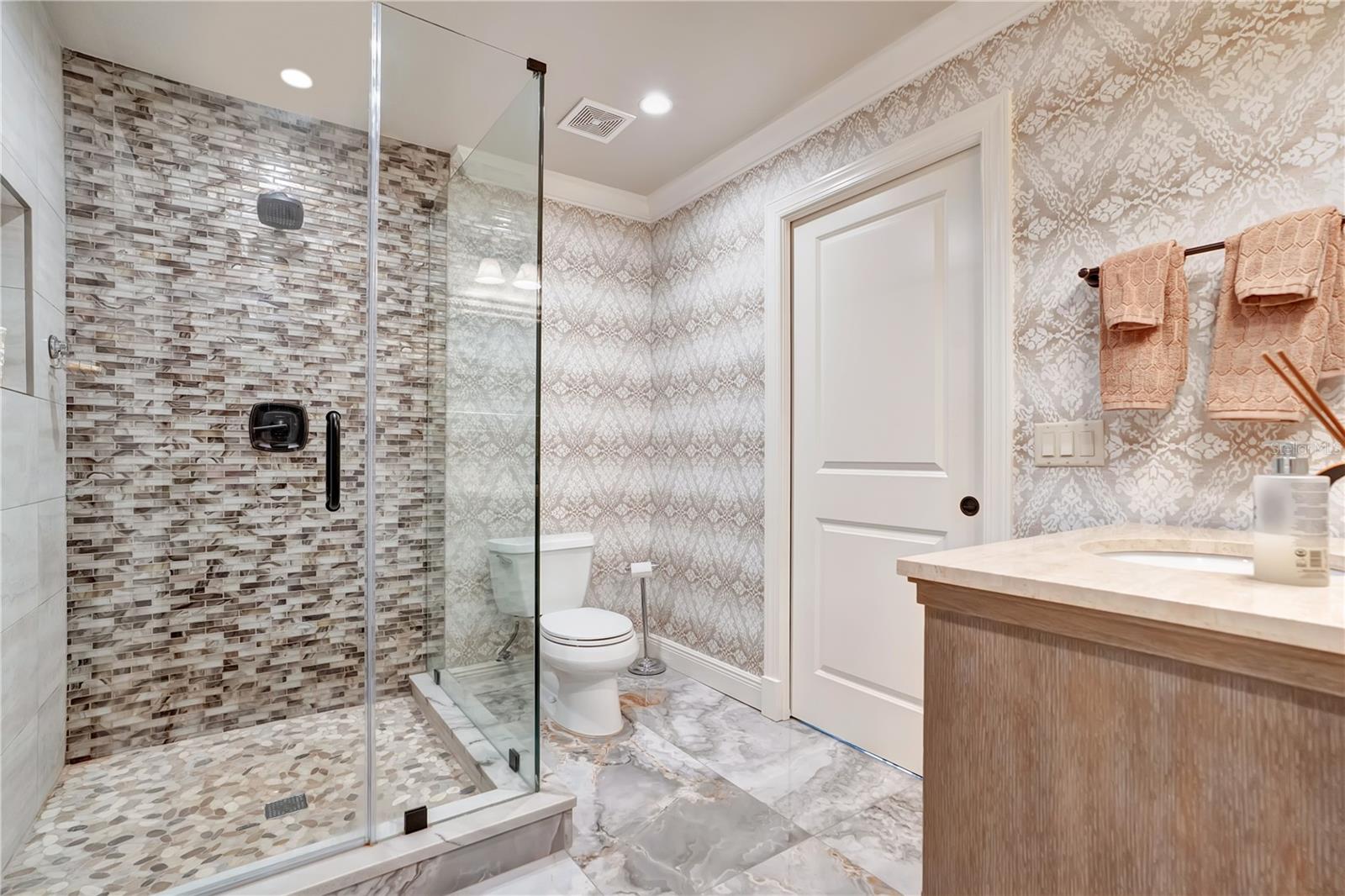 8804 BAY HILL BOULEVARD, Orlando, FL 32819
