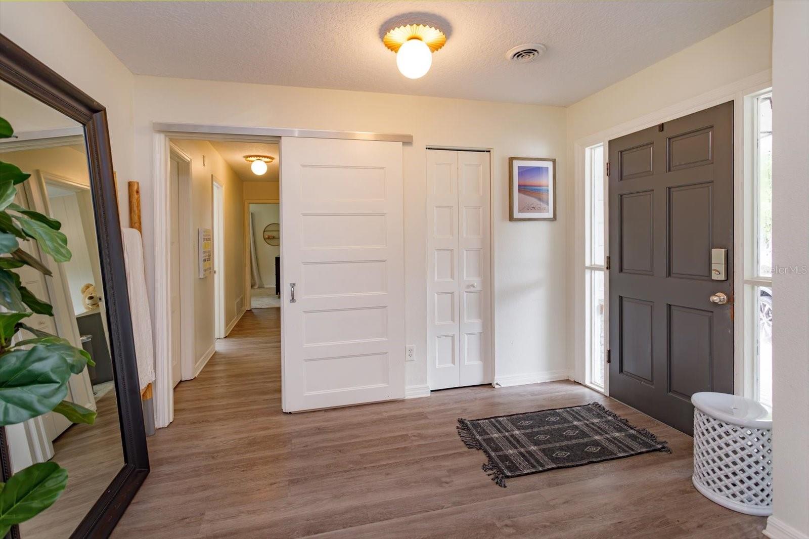 11 x 6 foyer 11 x 6 foyer