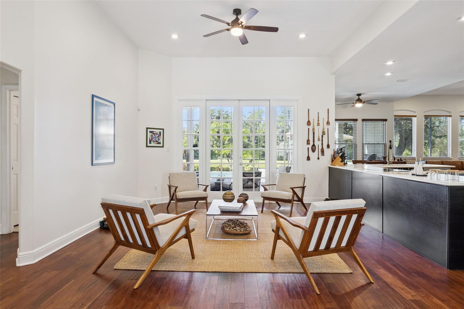 Welcoming Living Room. Welcoming Living Room.