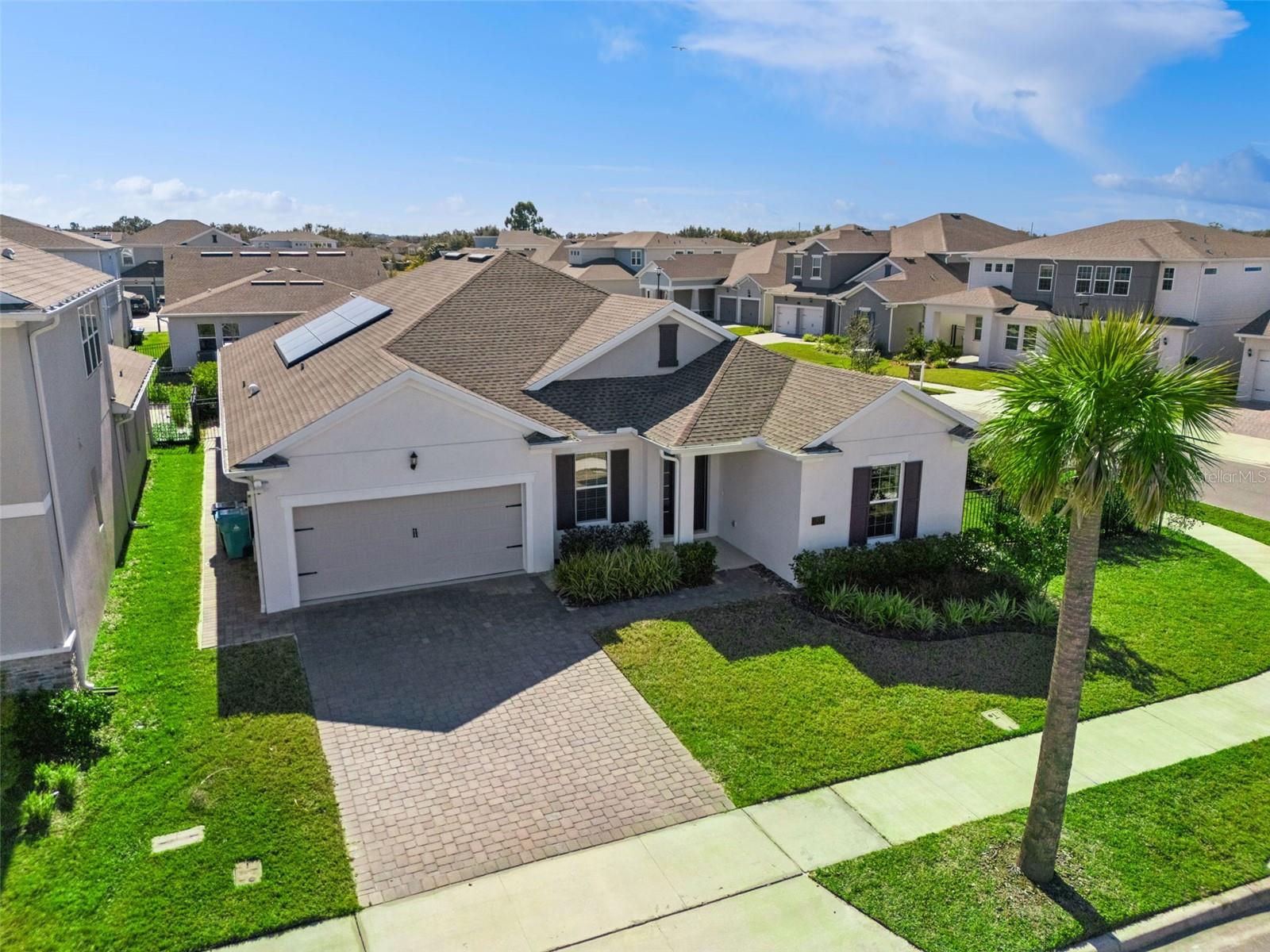 Welcome Home! Beautiful Florida home with spacious outdoor living. Welcome Home! Beautiful Florida home with spacious outdoor living.