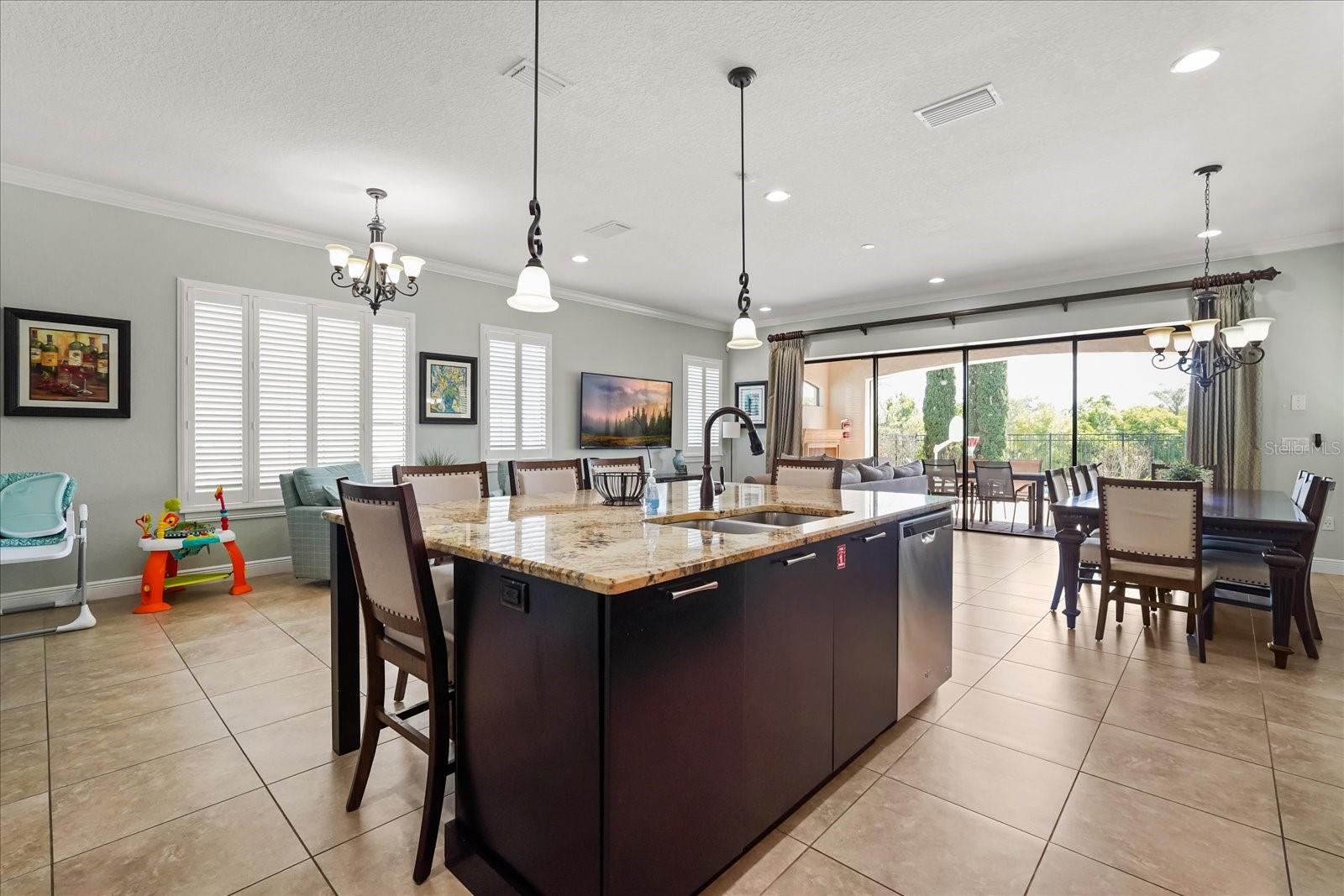 1097 CASTLE PINES COURT, Kissimmee, FL 34747