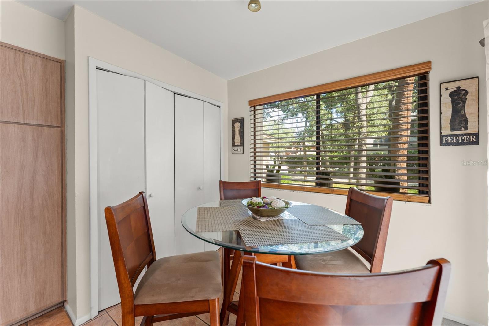 228 S FOX CHASE POINT, Longwood, FL 32779
