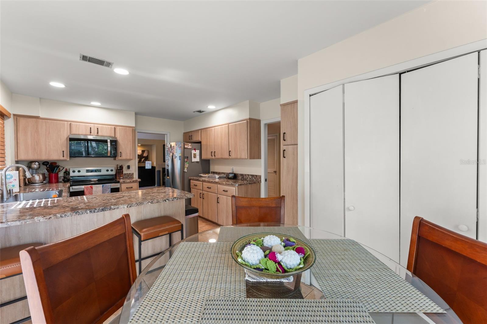 228 S FOX CHASE POINT, Longwood, FL 32779
