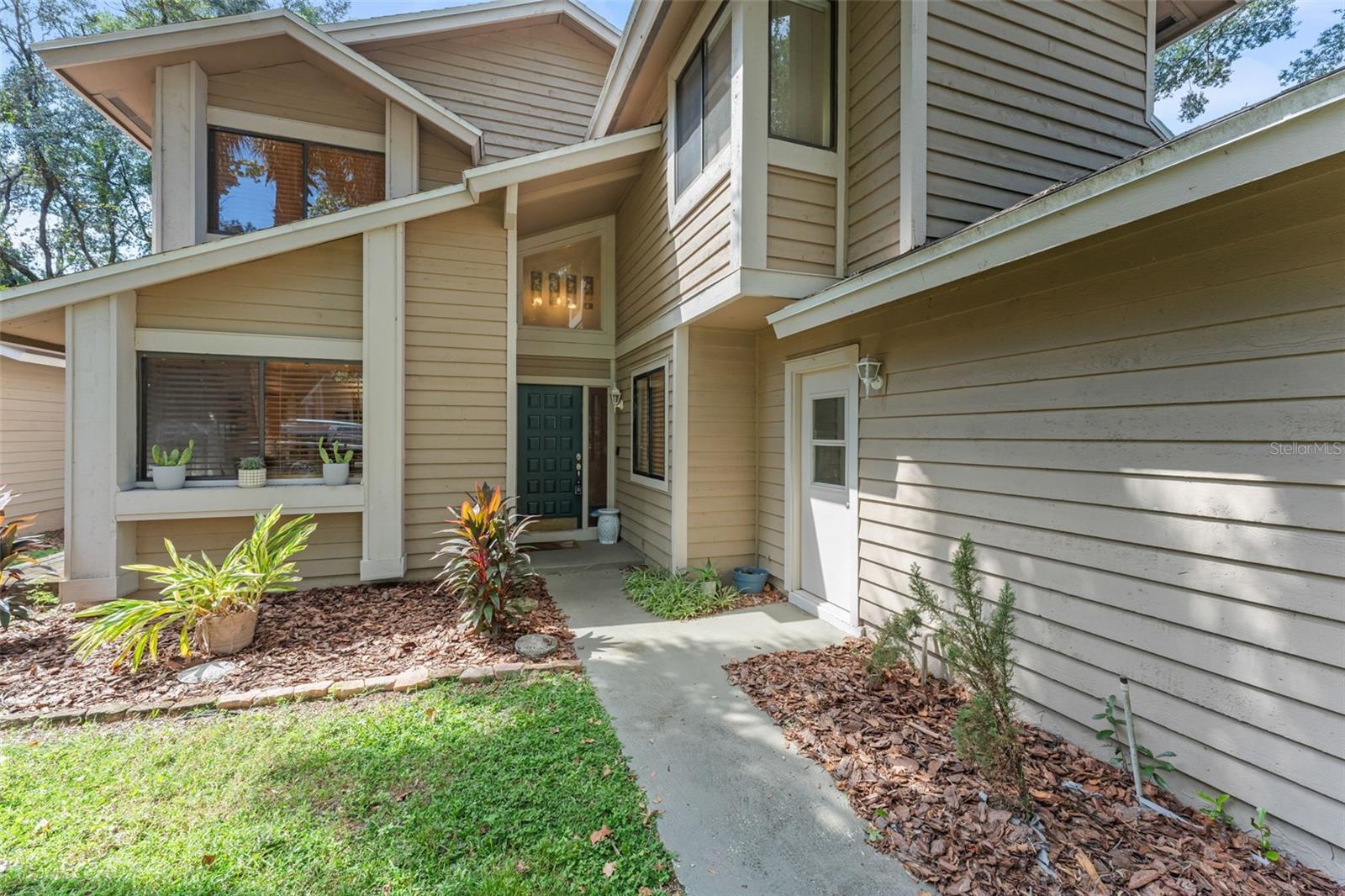 228 S FOX CHASE POINT, Longwood, FL 32779