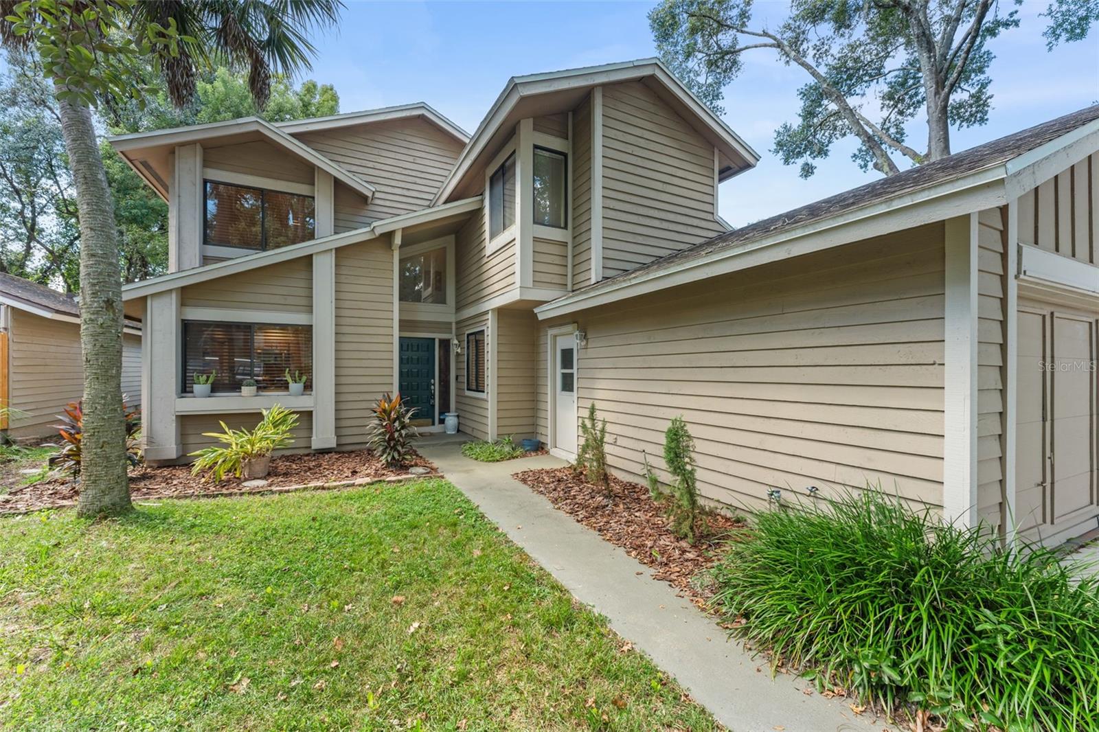 228 S FOX CHASE POINT, Longwood, FL 32779