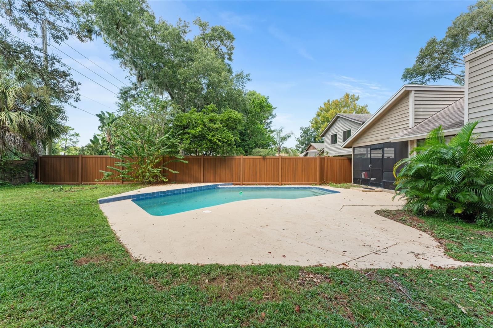 228 S FOX CHASE POINT, Longwood, FL 32779
