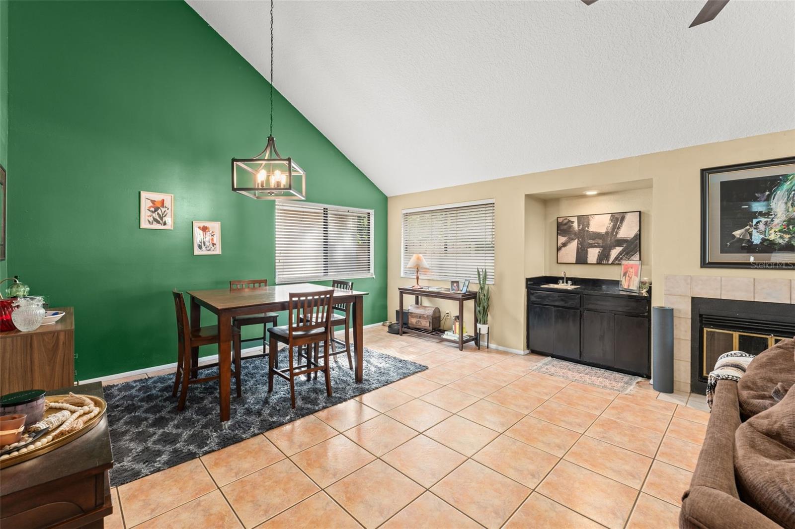 228 S FOX CHASE POINT, Longwood, FL 32779