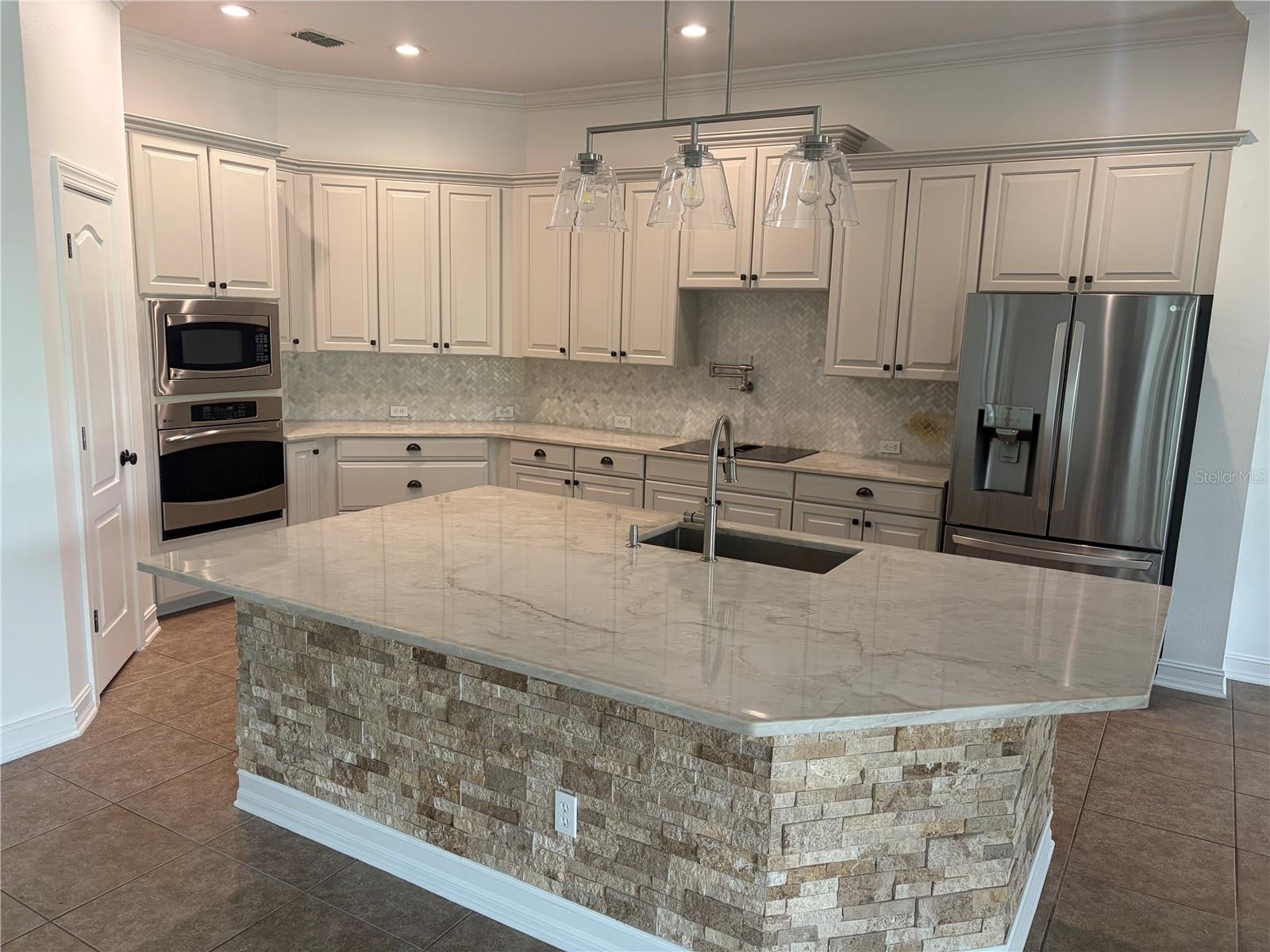 4244 ISLE VISTA AVENUE, Belle Isle, FL 32812