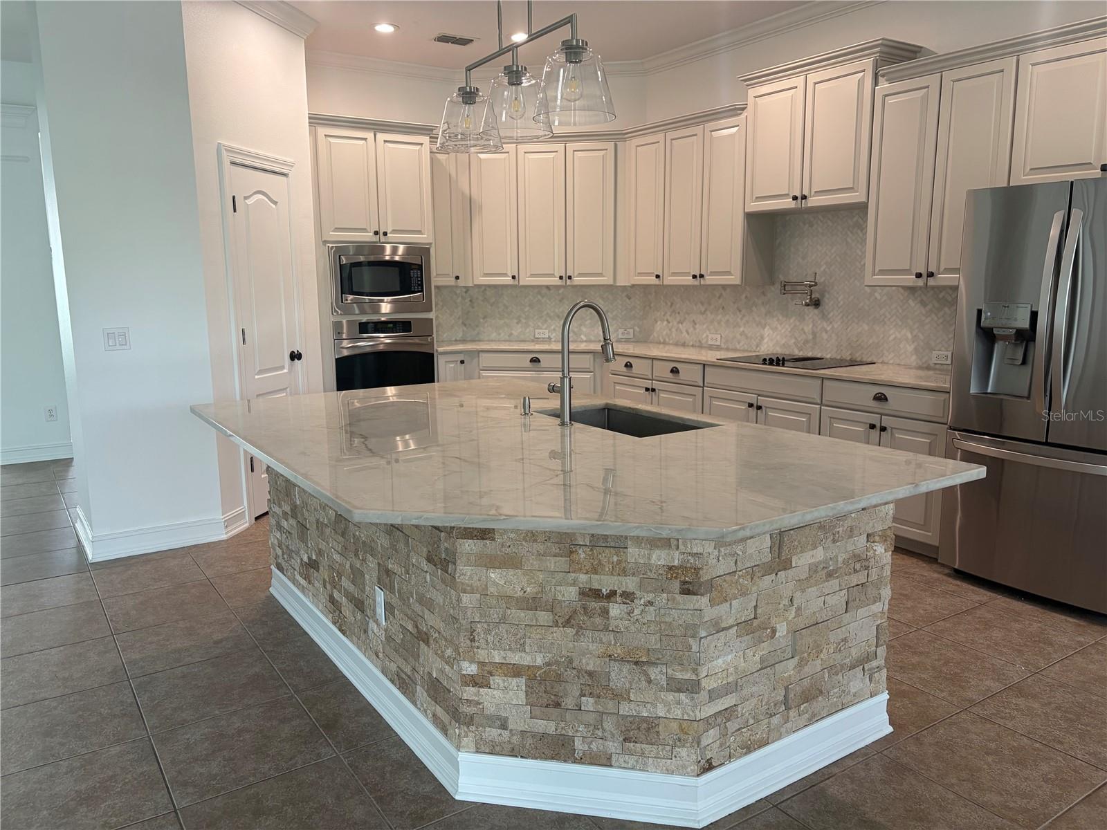 4244 ISLE VISTA AVENUE, Belle Isle, FL 32812