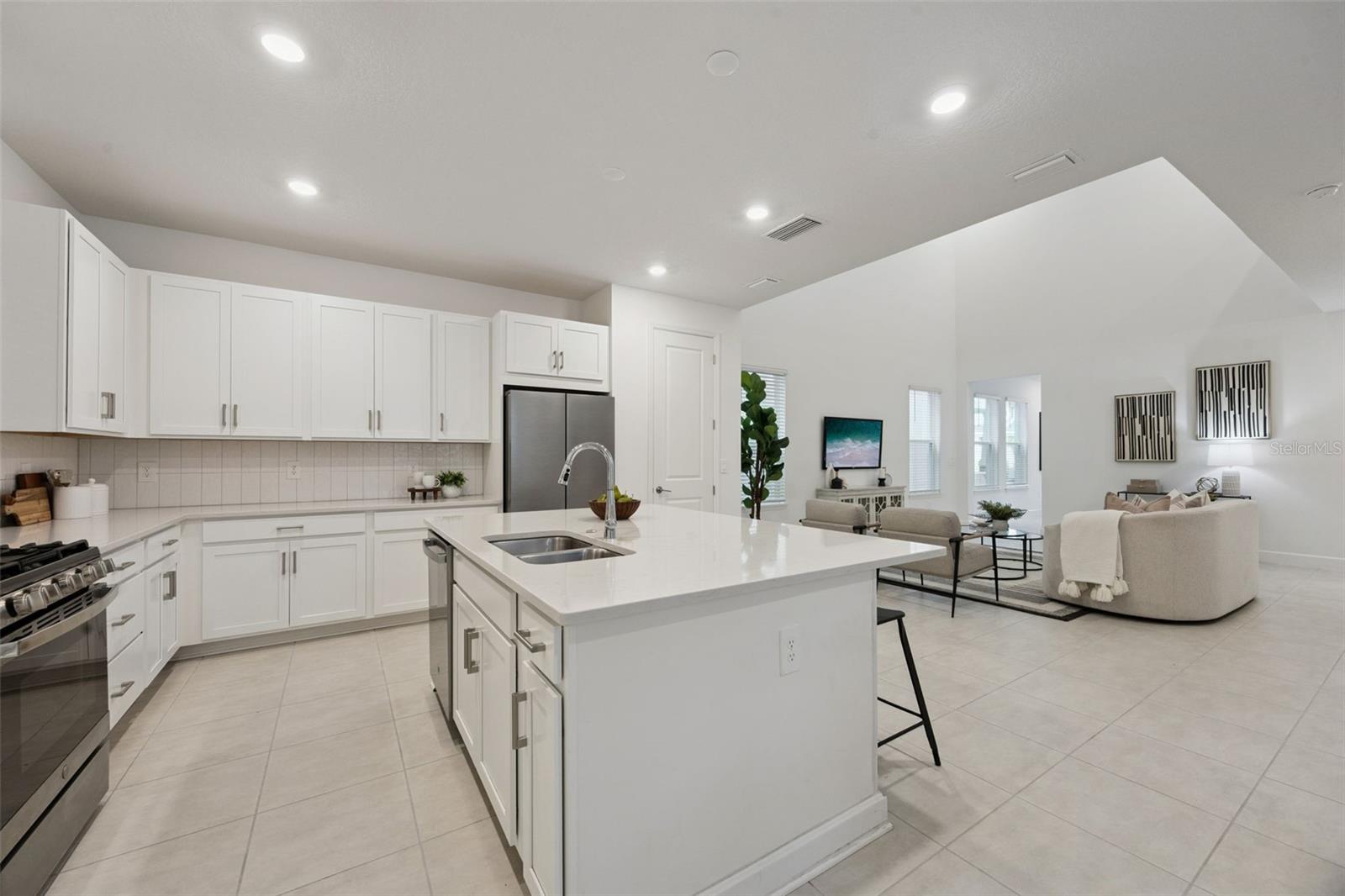 16283 HONEY HARVEST STREET, Winter Garden, FL 34787