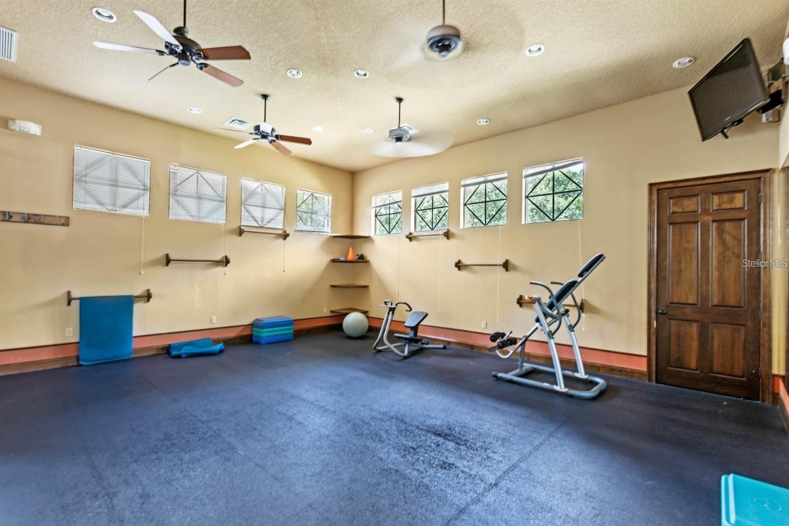 31722 RED TAIL BOULEVARD, Sorrento, FL 32776
