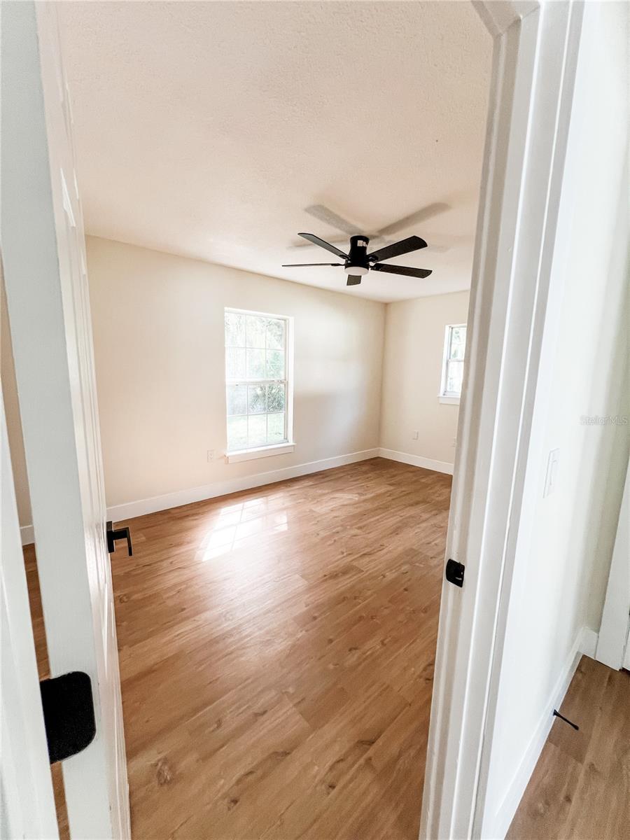 1314 ROBIE AVENUE, Mount Dora, FL 32757