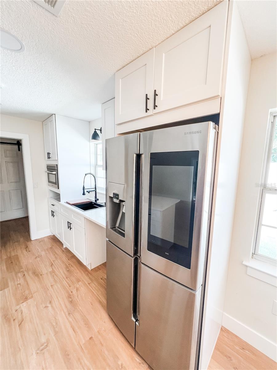 1314 ROBIE AVENUE, Mount Dora, FL 32757