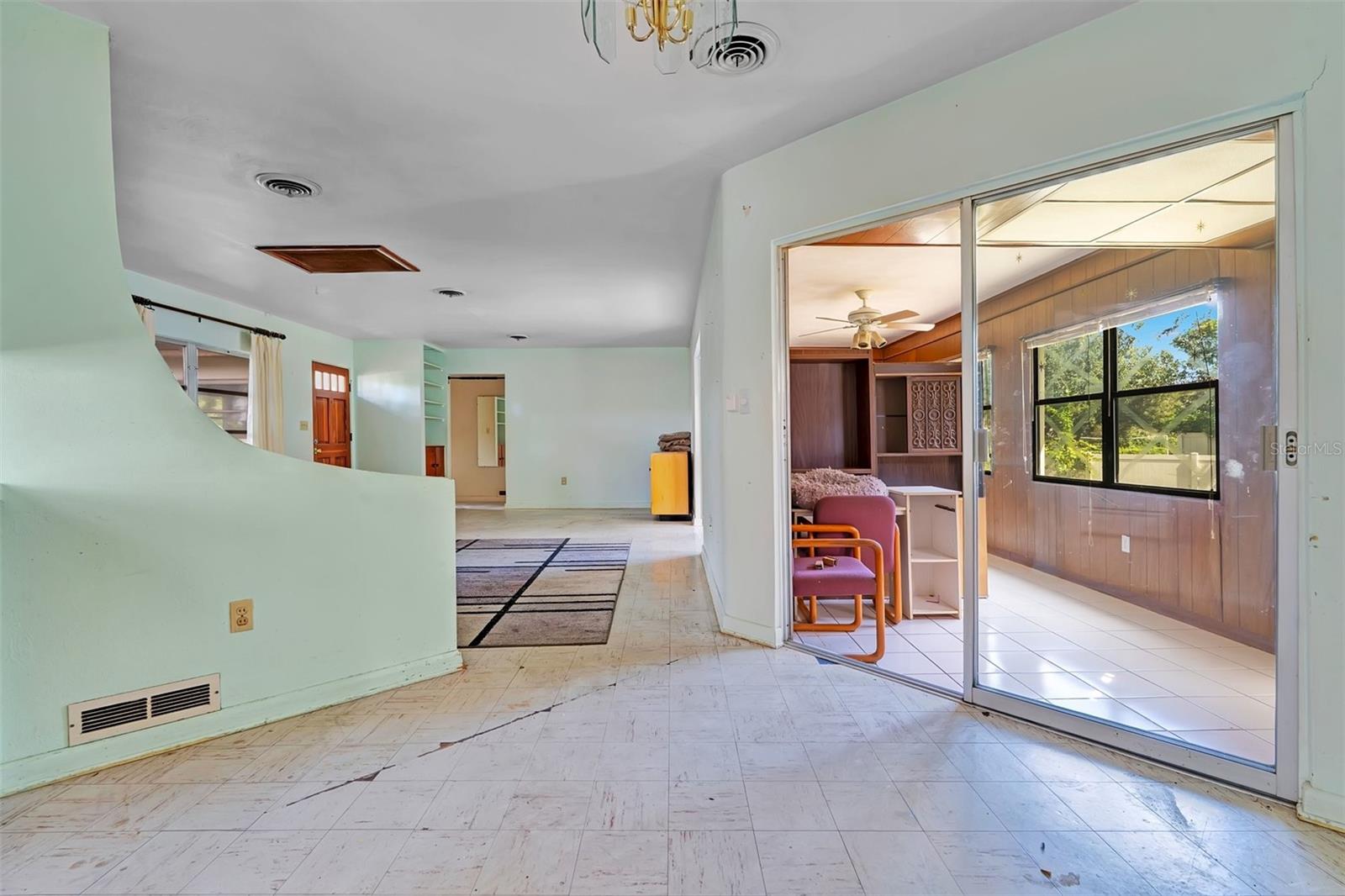 4800 BEACH BOULEVARD, Orlando, FL 32803 4800 BEACH BOULEVARD, Orlando, FL 32803