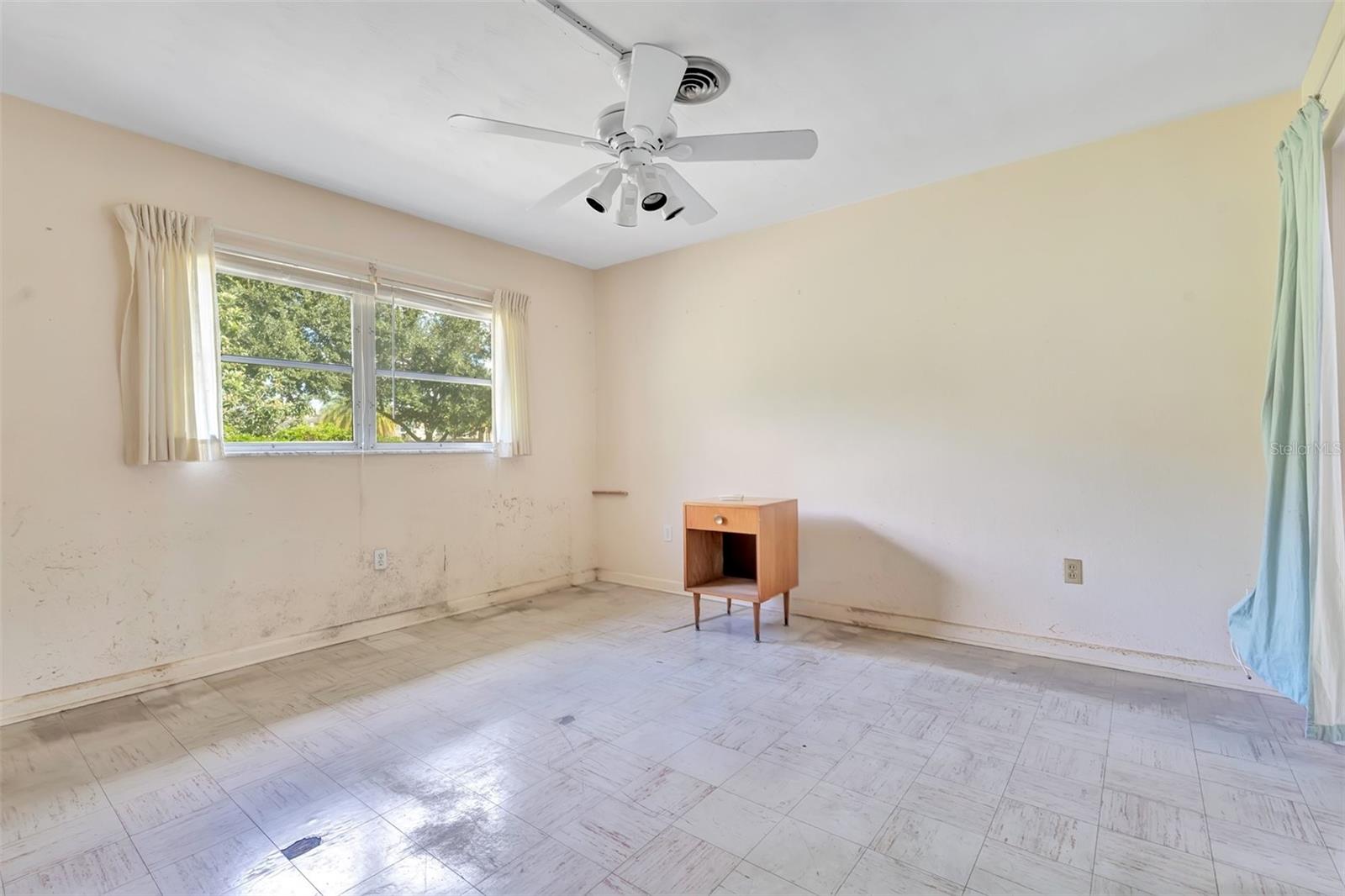4800 BEACH BOULEVARD, Orlando, FL 32803