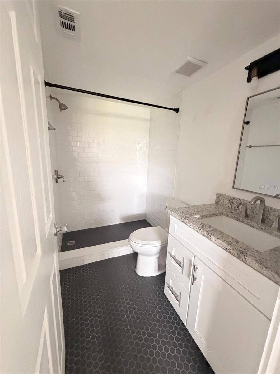 3711 W IOWA AVENUE, #218, Tampa, FL 33611