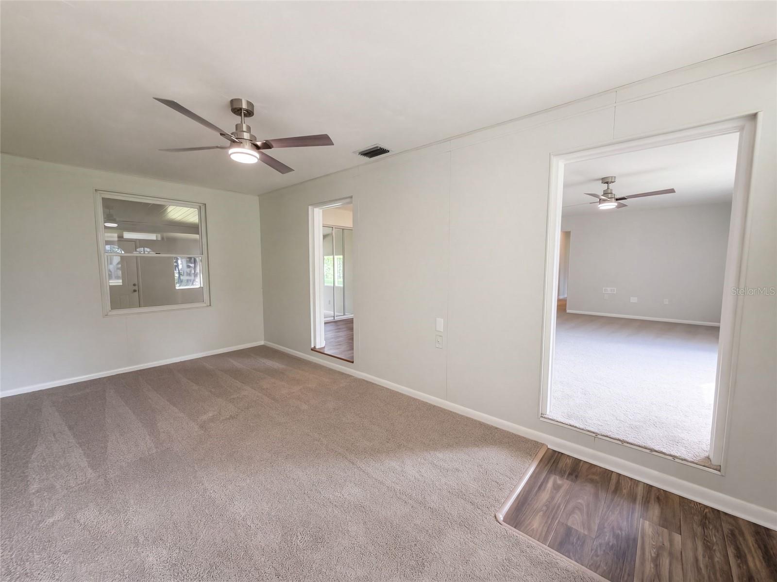 411 W SEMINOLE AVENUE, Eustis, FL 32726