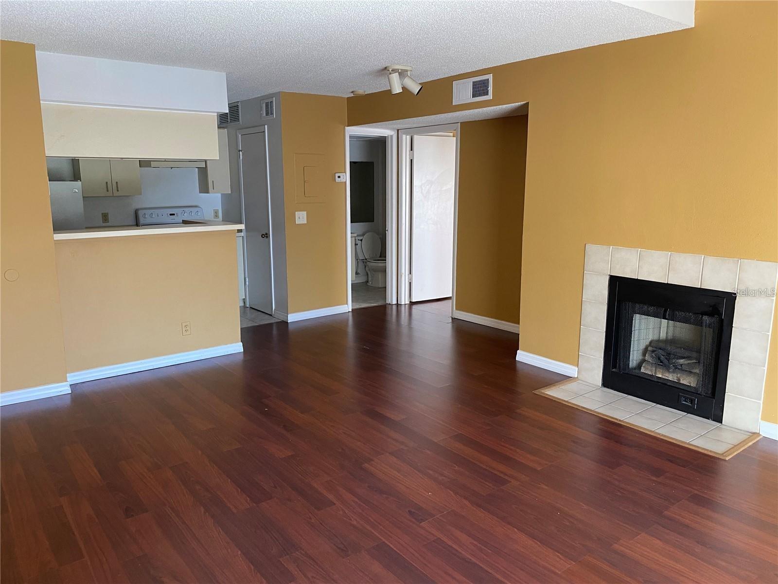 320 FORESTWAY CIRCLE, #307, Altamonte Springs, FL 32701