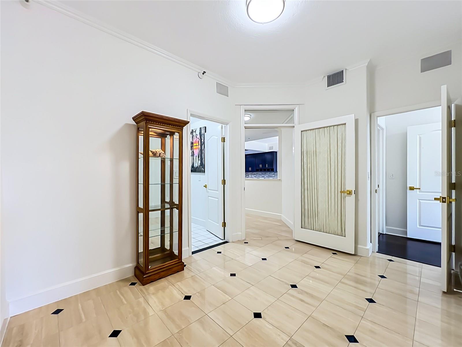 1110 W IVANHOE BOULEVARD, #9, Orlando, FL 32804