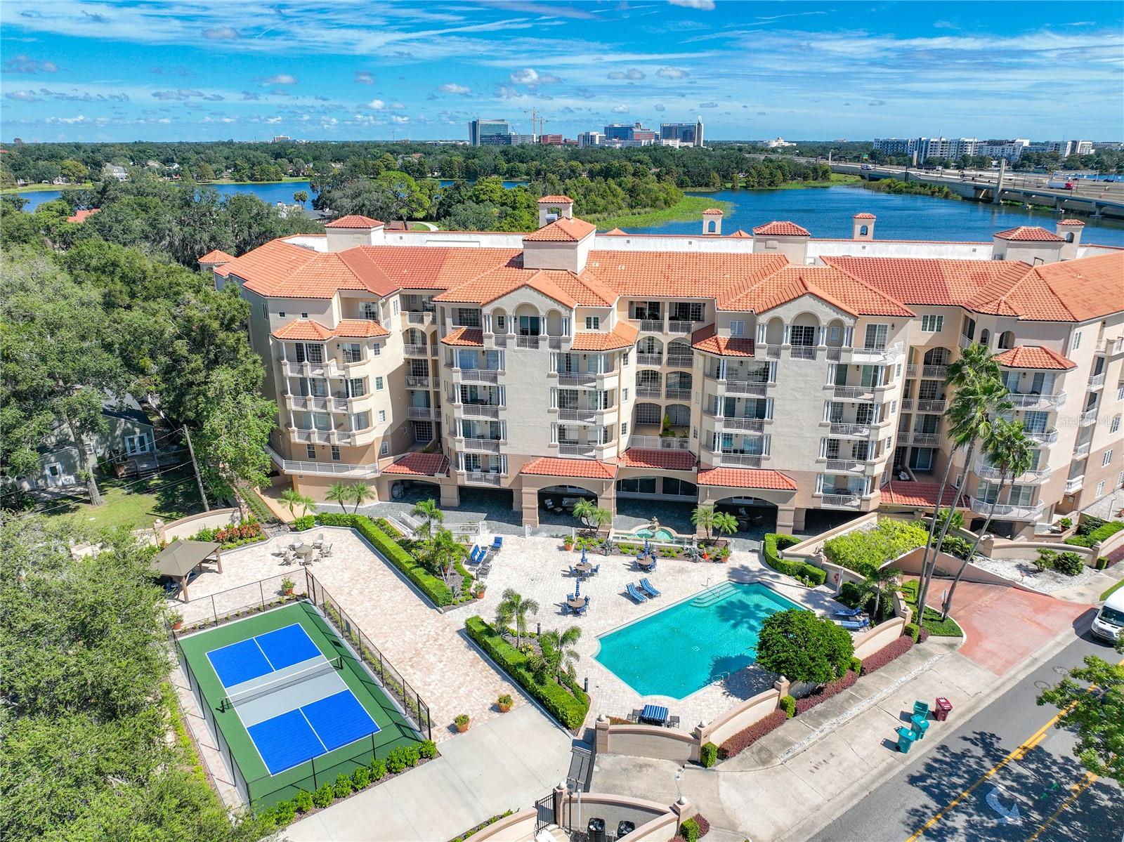 1110 W IVANHOE BOULEVARD, #9, Orlando, FL 32804