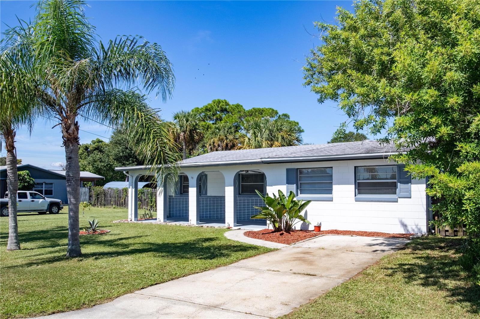 141 W CONNECTICUT AVENUE, Edgewater, FL 32132
