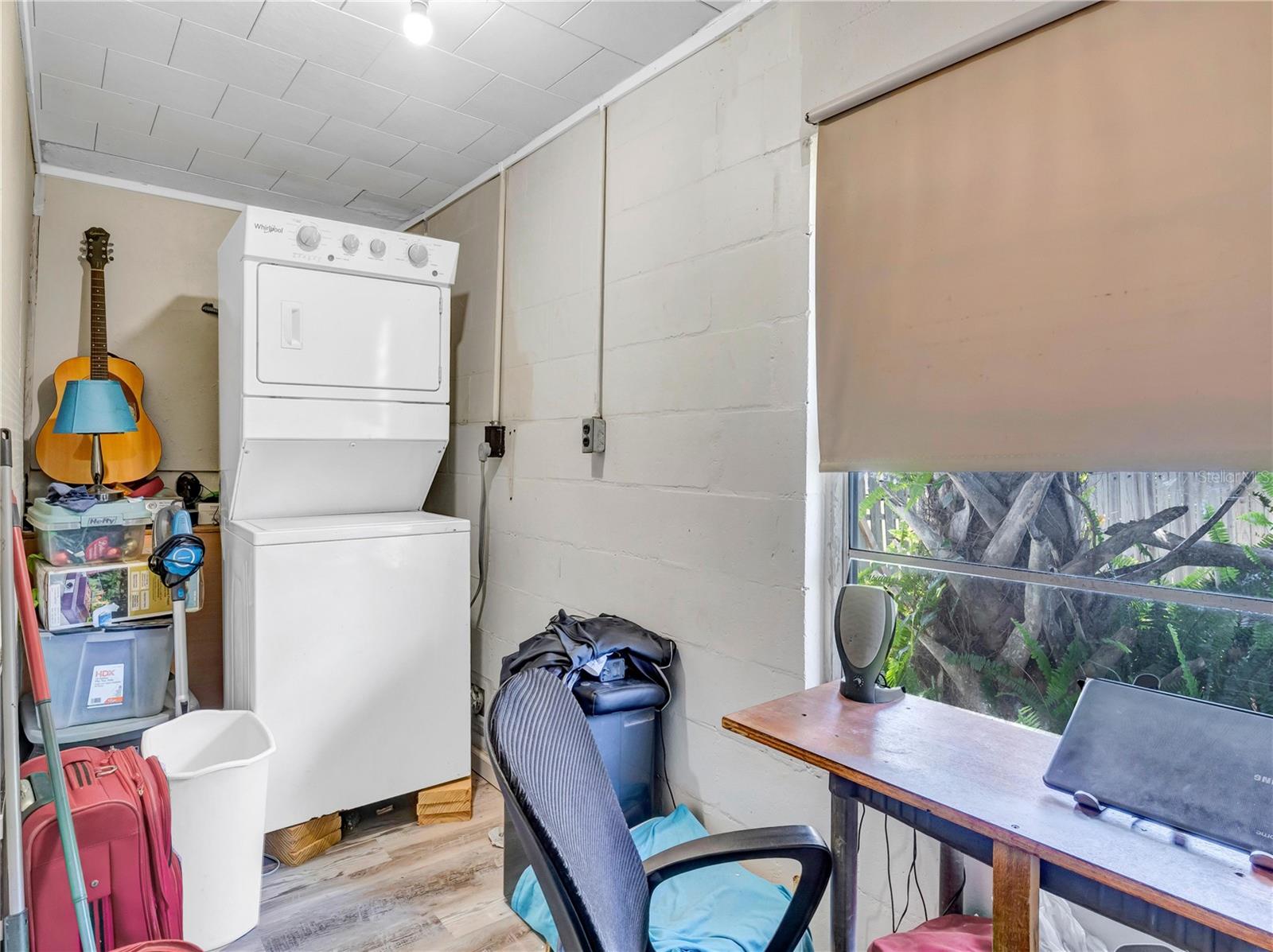 141 W CONNECTICUT AVENUE, Edgewater, FL 32132