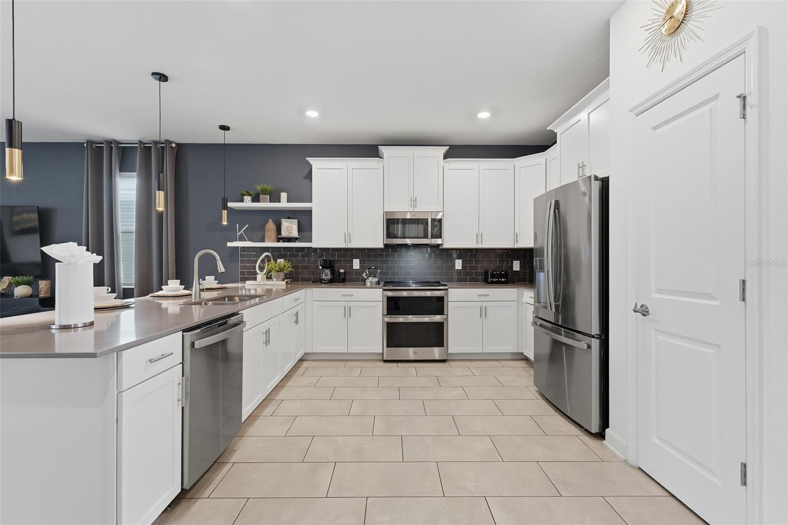 9158 SOMMERSET HILLS DRIVE, Davenport, FL 33896