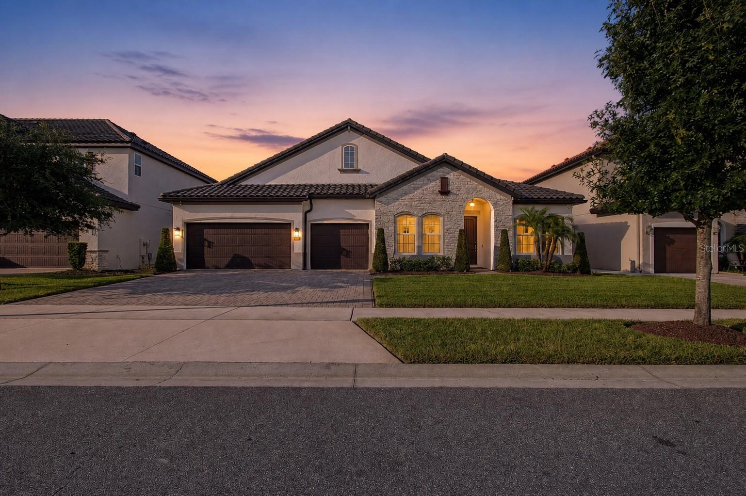 8037 LUDINGTON CIRCLE, Orlando, FL 32836