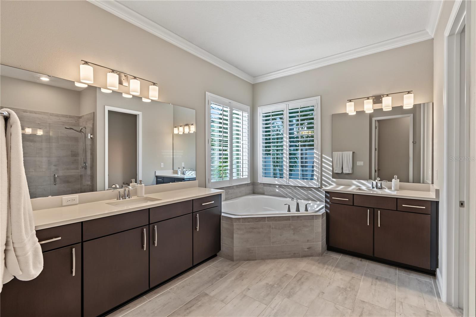 8037 LUDINGTON CIRCLE, Orlando, FL 32836