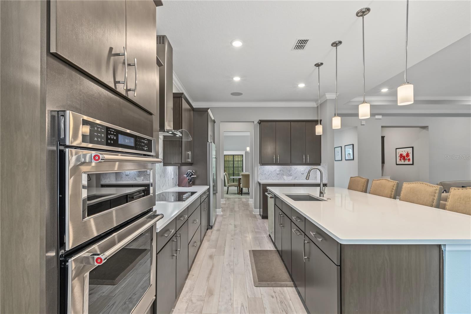8037 LUDINGTON CIRCLE, Orlando, FL 32836