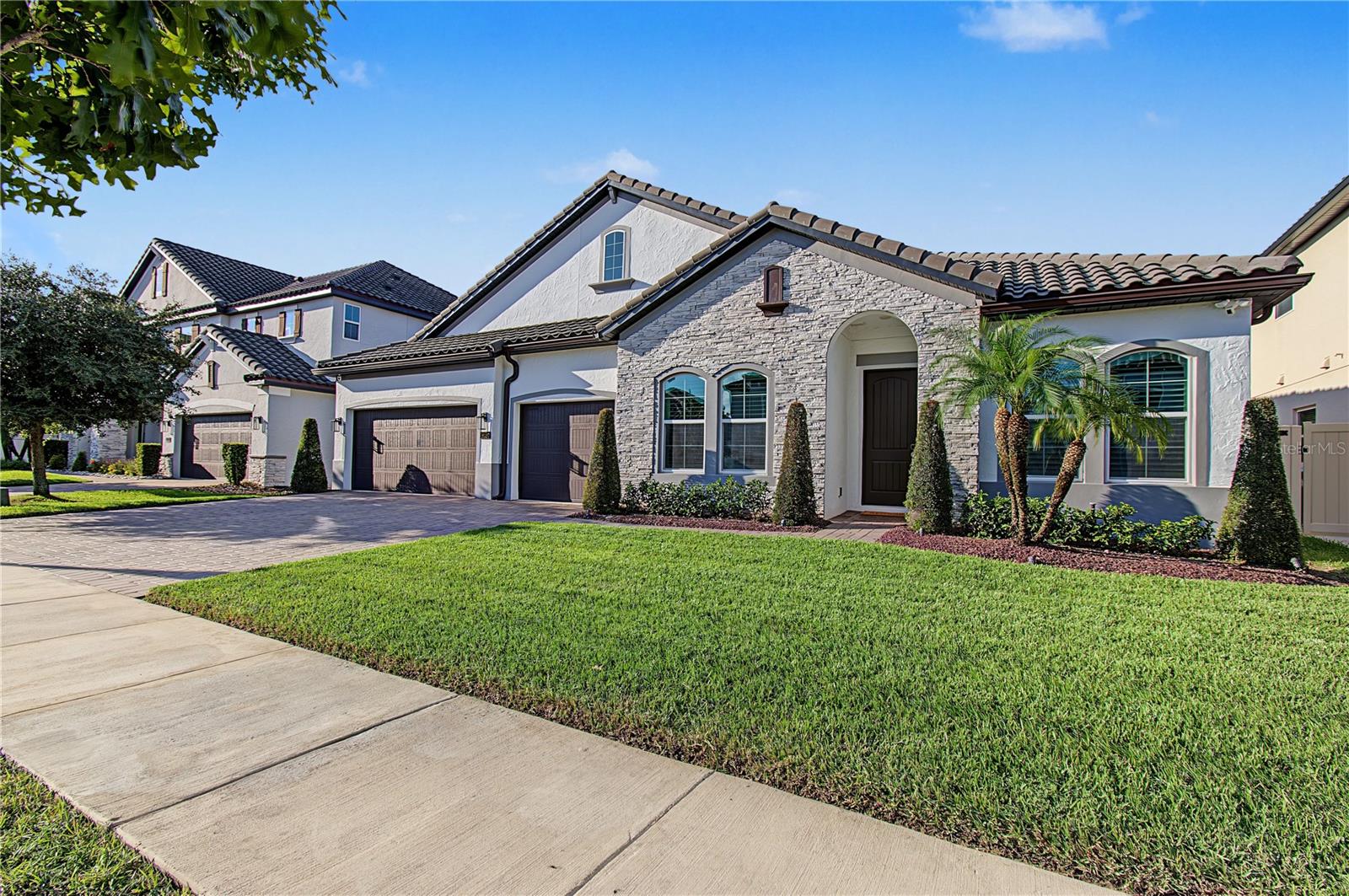 8037 LUDINGTON CIRCLE, Orlando, FL 32836