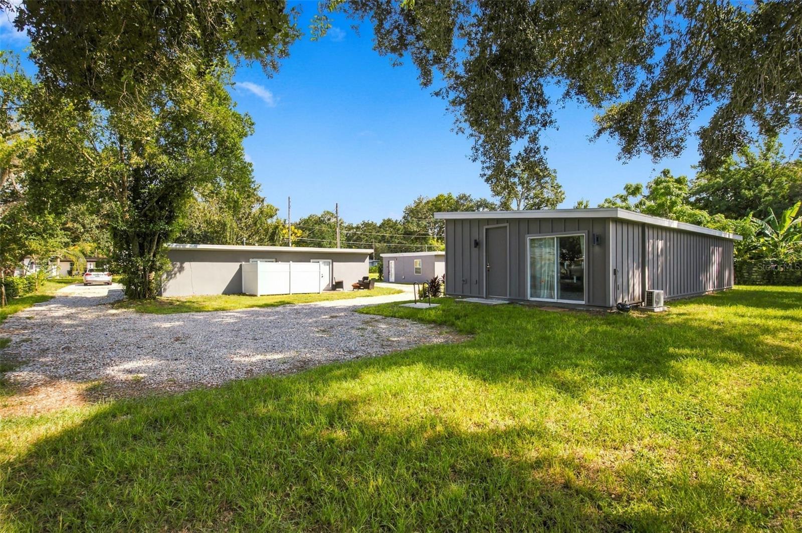 1922 CLOVERLAWN AVENUE, Orlando, FL 32806