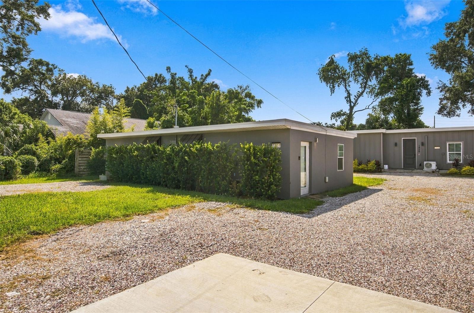1922 CLOVERLAWN AVENUE, Orlando, FL 32806