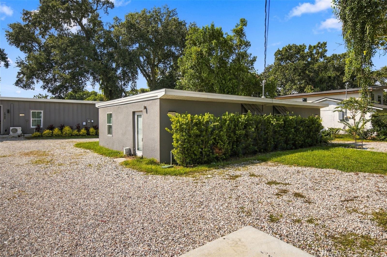 1922 CLOVERLAWN AVENUE, Orlando, FL 32806