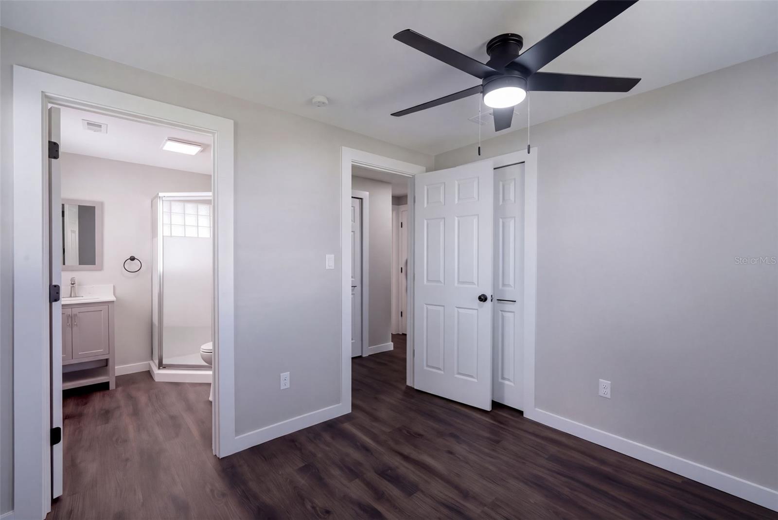 24 W GARDEN AVENUE, Winter Garden, FL 34787