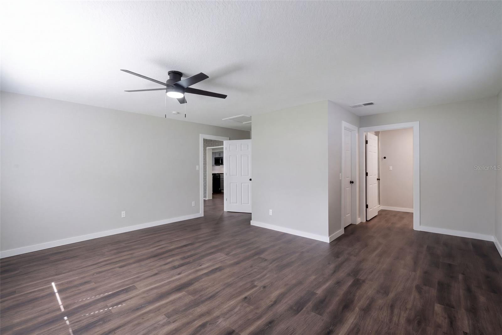 24 W GARDEN AVENUE, Winter Garden, FL 34787