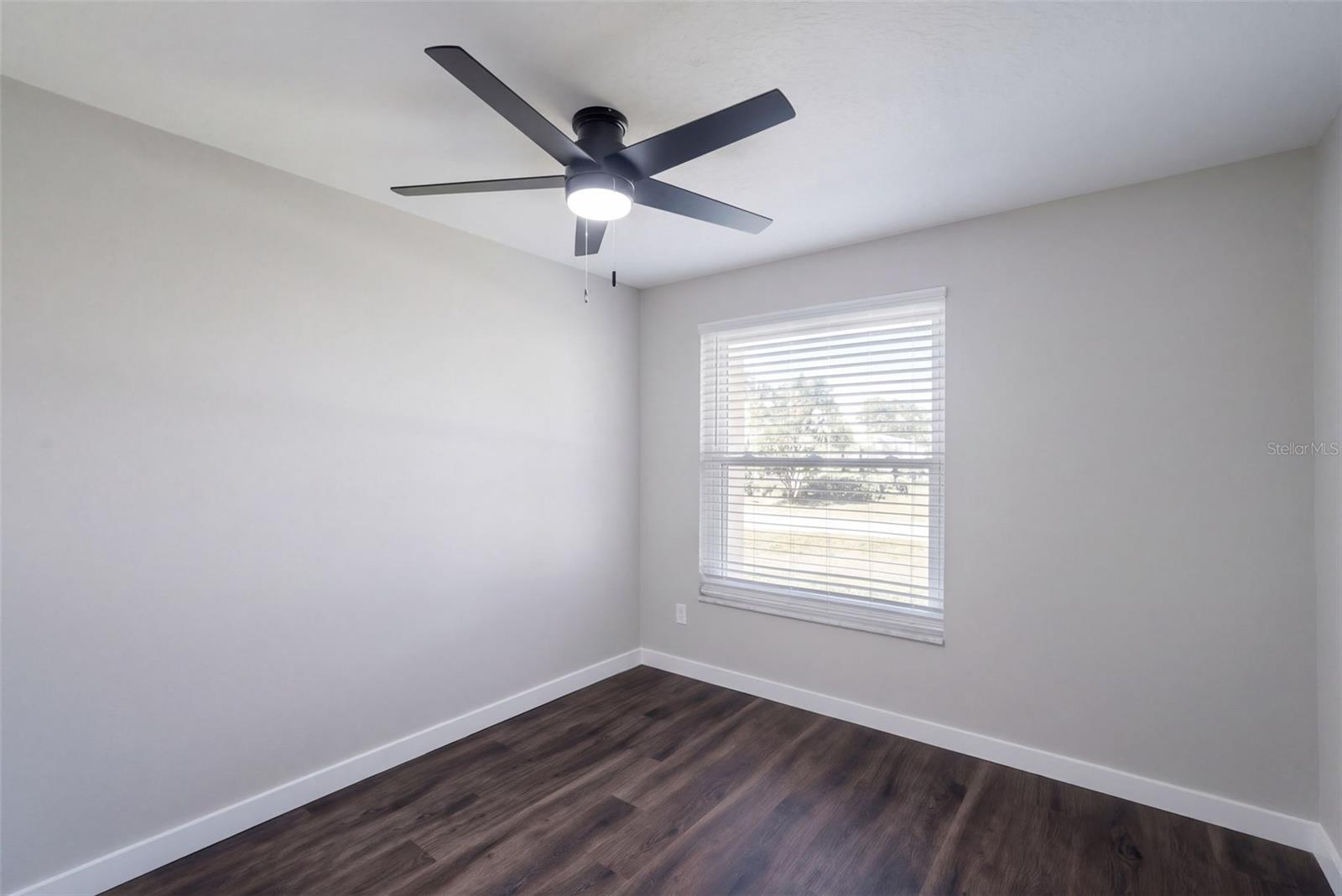 24 W GARDEN AVENUE, Winter Garden, FL 34787