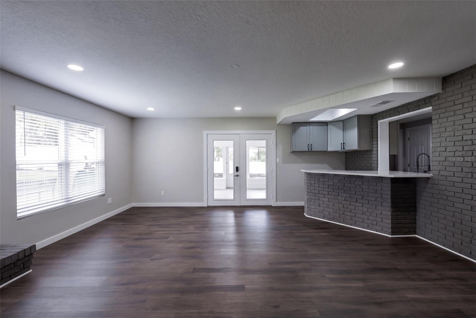 24 W GARDEN AVENUE, Winter Garden, FL 34787