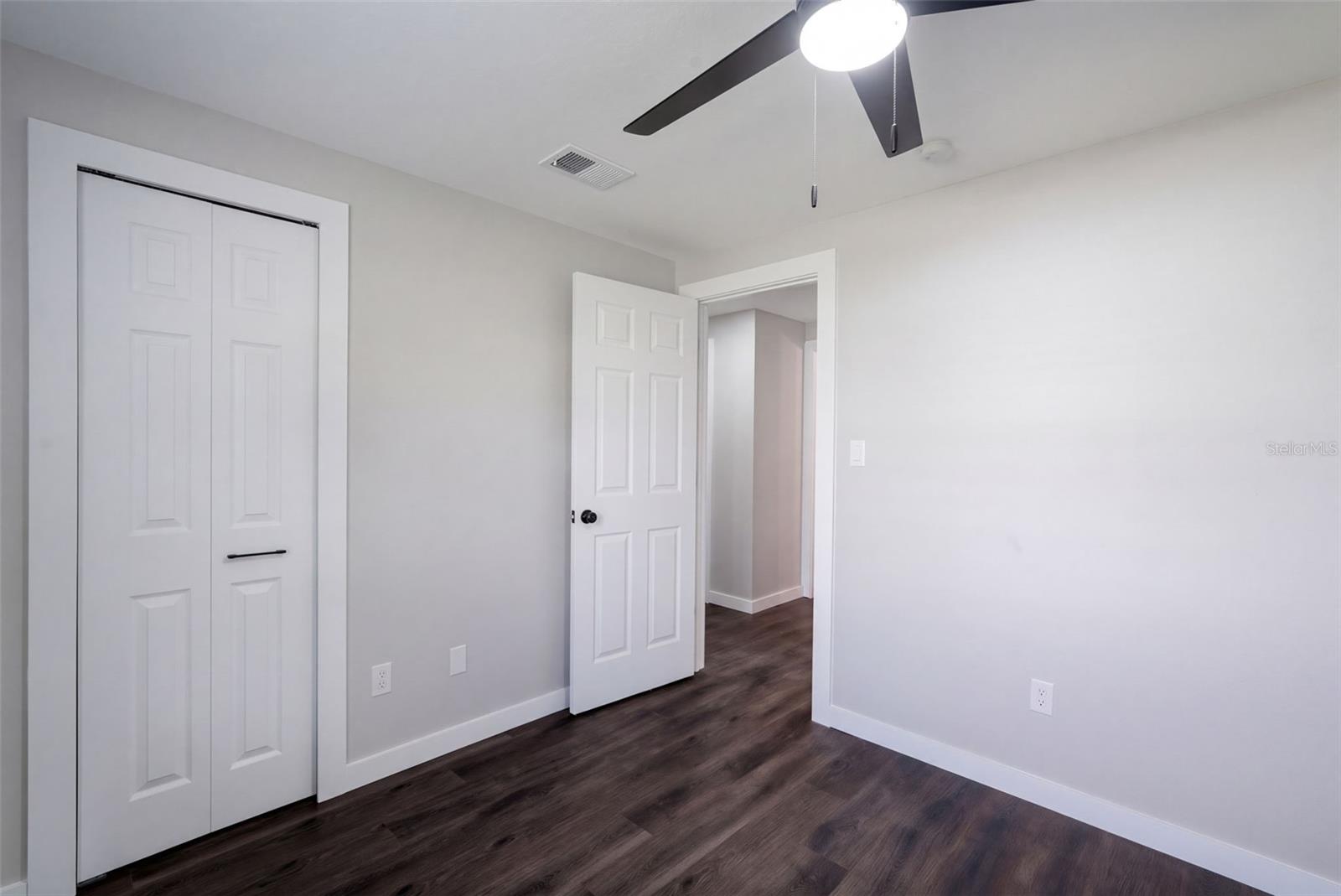 24 W GARDEN AVENUE, Winter Garden, FL 34787